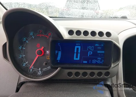 2015 Chevrolet Sonic Lt Auto z USA, uszkodzony, nr VIN 1G1JC5SH2F4115771